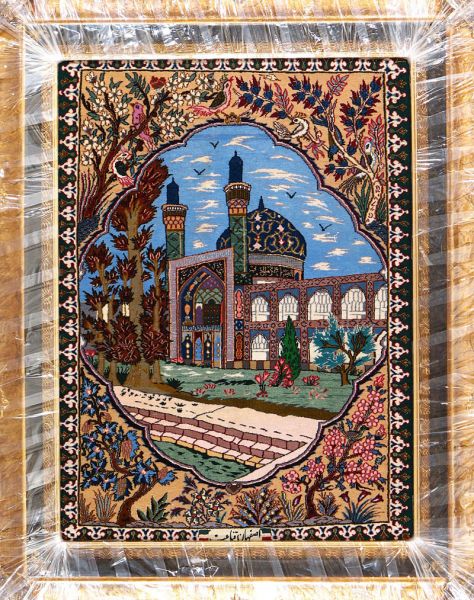 https://www.armanrugs.com/ | 2' 5" x 3' 3"  Esfahan Hand Knotted Wool & Silk Authentic Persian Rug