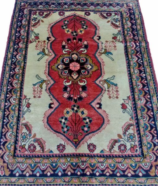 https://www.armanrugs.com/ | 3' 5" x 4' 7" Red Hamadan Handmade Wool Authentic Persian Rug