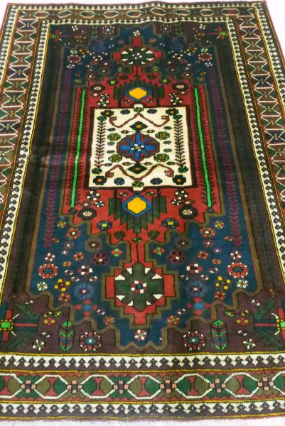 https://www.armanrugs.com/ | 4' 9" x 9' 10" Brown Bakhtiari Handmade Wool Authentic Persian Rug

